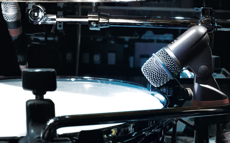 Micro nhạc cụ Shure Beta 56A thu âm trống snare