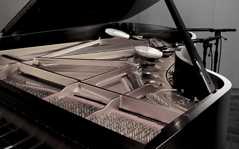 Micro condenser cho nhạc cụ Shure KSM32 thu âm đàn piano