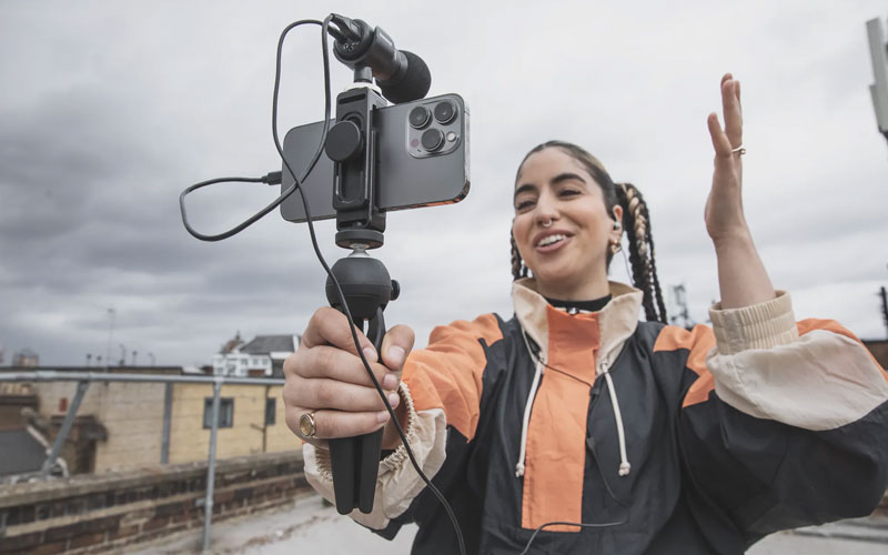 Bộ micro kit cho làm video, vlog Shure MV88+ Video kit