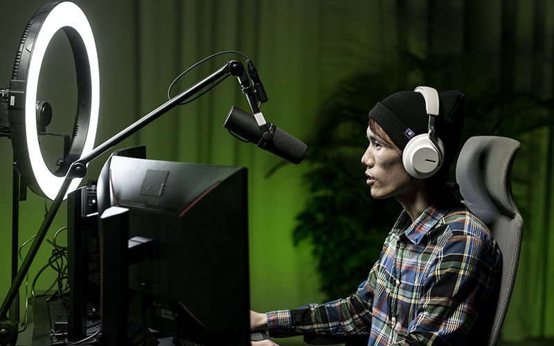 Livestream microphone Shure SM7B