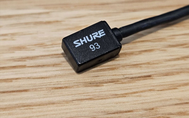 Micro cài áo hạt gạo Shure WL93