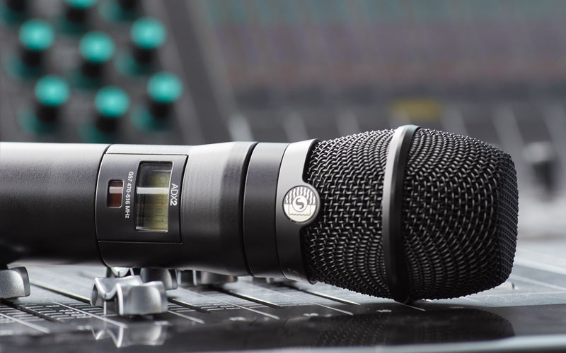 Micro cầm tay không dây Shure ADX2/KSM11