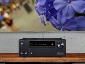 ONKYO TX-NR696